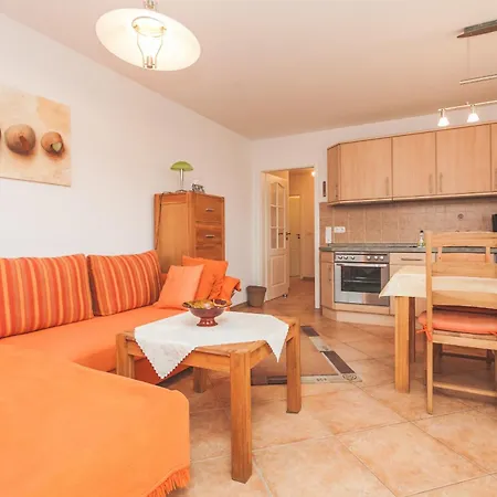 Fritz-reuter-strasse 2 Whg 2 * Zingst